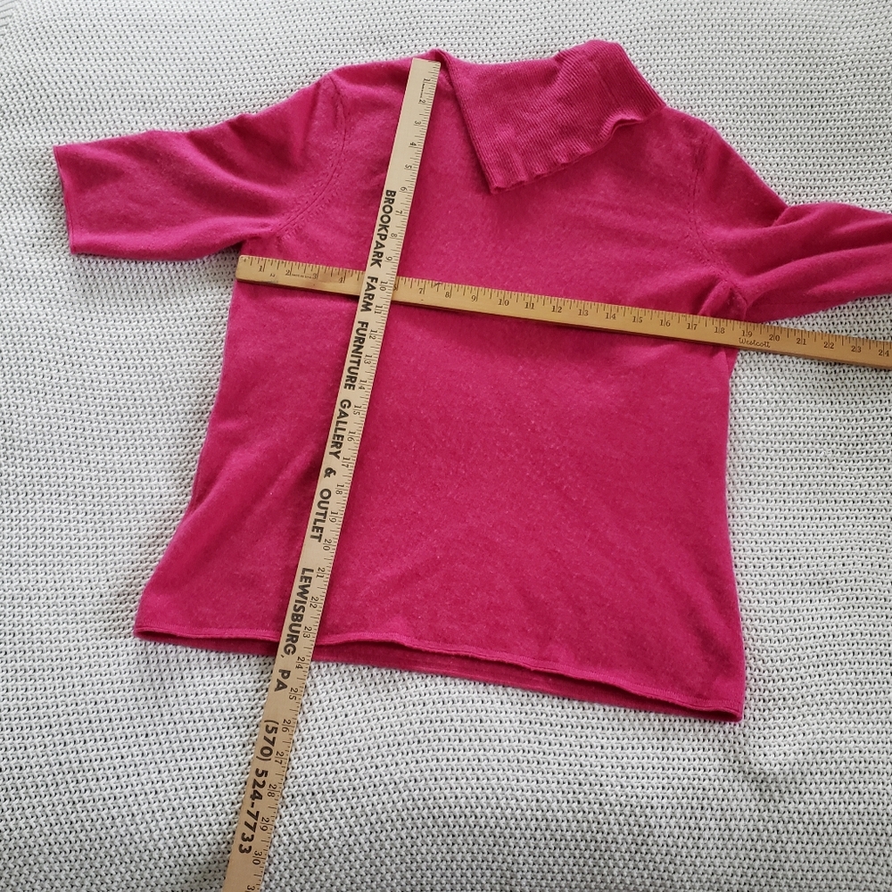 Magaschoni Bright Pink Short Sleeve Turtleneck 100% Cashmere Sweater